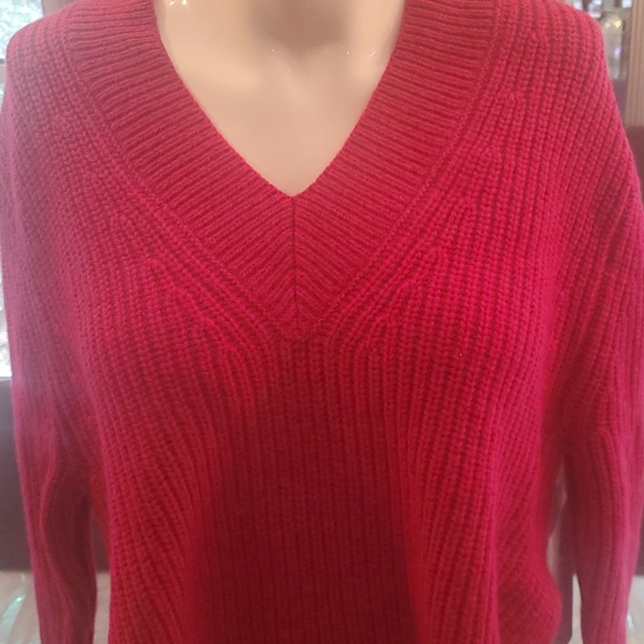 Nwt athleta Shasta chunky oversized vneck sweater - Picture 2 of 5